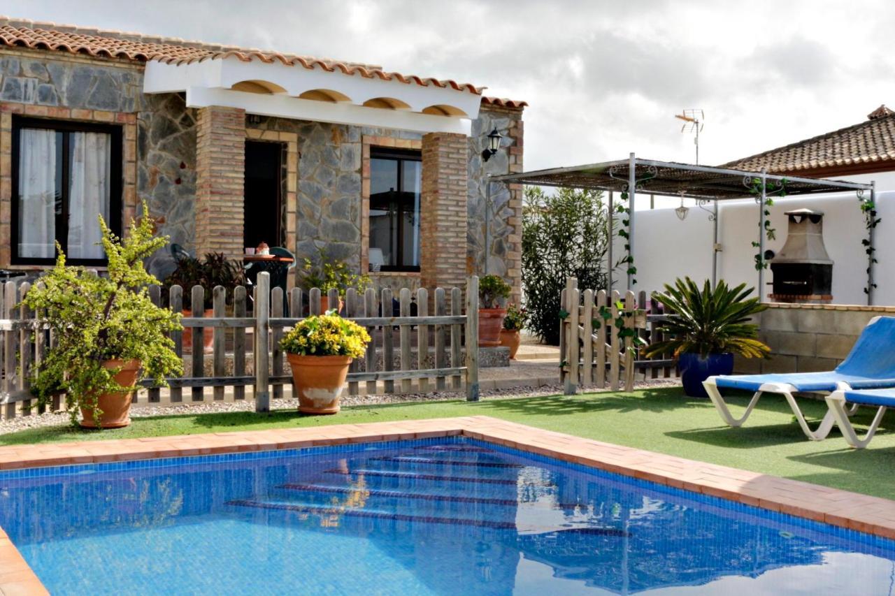 Chalet Mirlo كونيل ذي لا فرونتيرا المظهر الخارجي الصورة