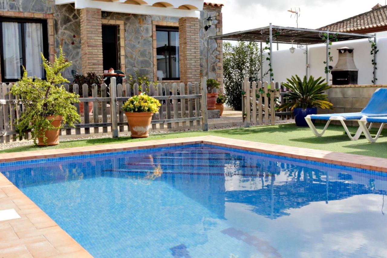 Chalet Mirlo كونيل ذي لا فرونتيرا المظهر الخارجي الصورة