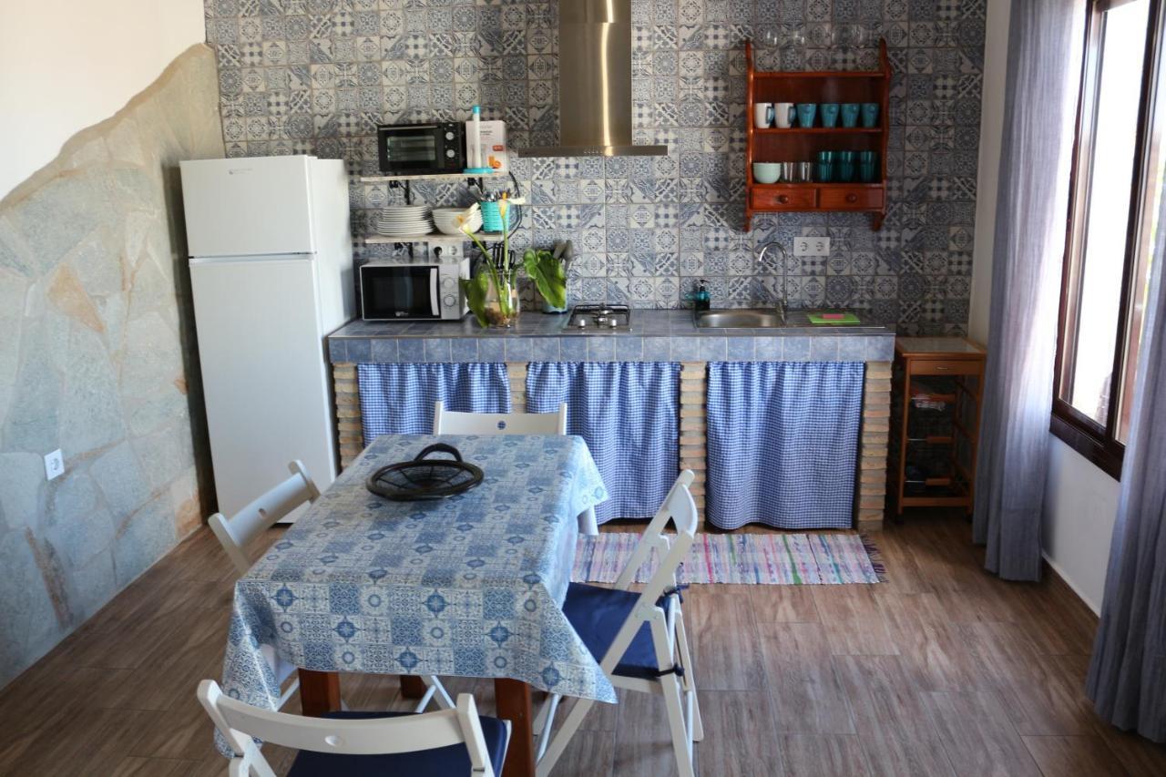 Chalet Mirlo كونيل ذي لا فرونتيرا المظهر الخارجي الصورة