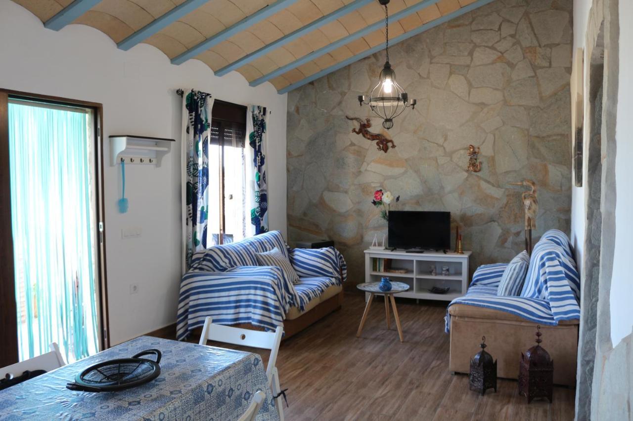 Chalet Mirlo كونيل ذي لا فرونتيرا المظهر الخارجي الصورة